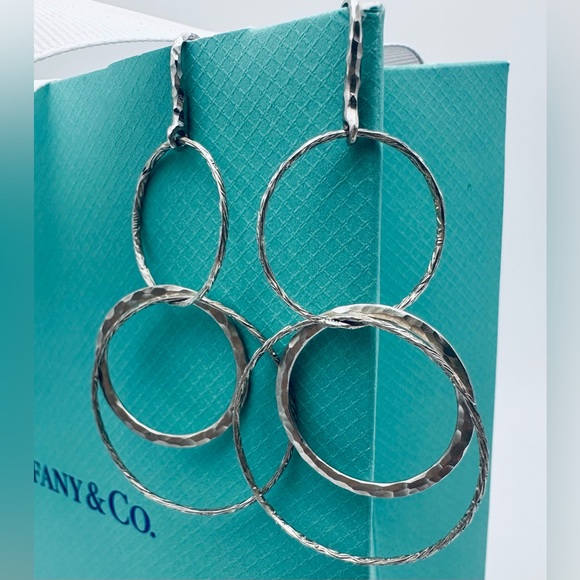 Tiffany & Co. Picasso Hammered Interlocking Loop Earrings in Silver with Pouch